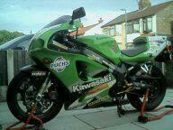 Image:ZX-7RR Wikepedia.jpg