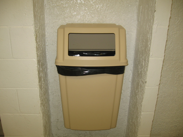 Image:Garbage can.JPG