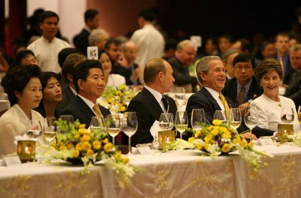 Image:APEC gala dinner 2006-Nov-18.jpg