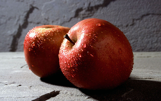 Image:Fuji apple.jpg