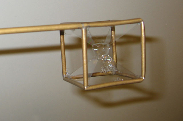 Image:Povr&scaron;inska napetost milnica.jpg