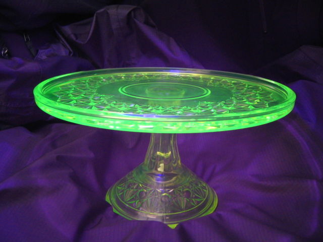 Image:U glass with black light.jpg