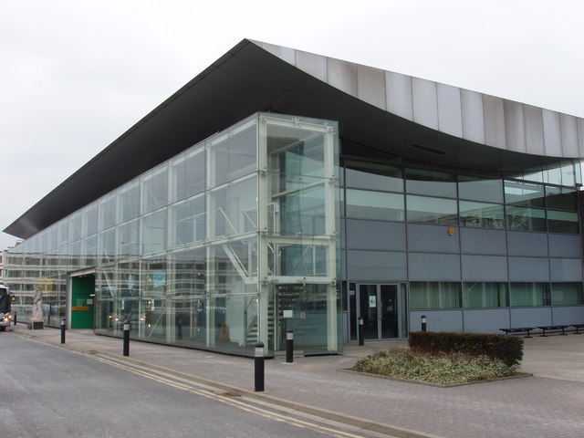 Image:Heathrow Visitor Centre.jpg