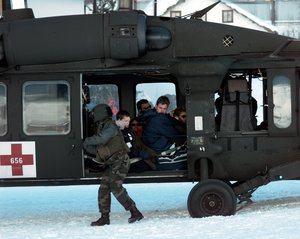 Image:Galtuer 1999 rescue operation.jpg