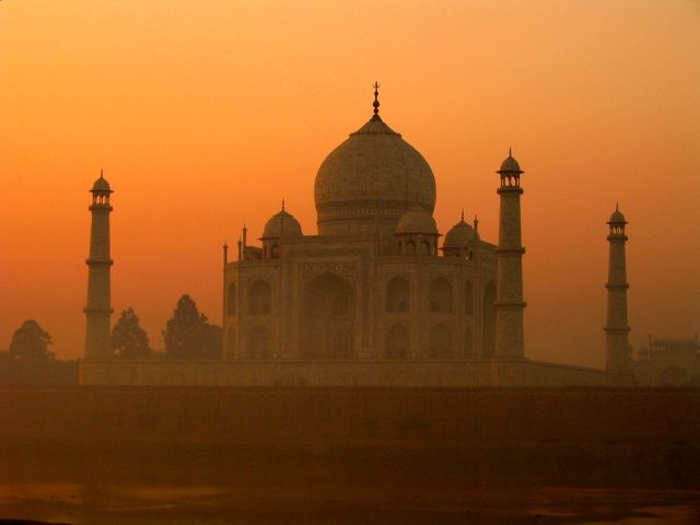 Image:Taj Mahal in India.jpg