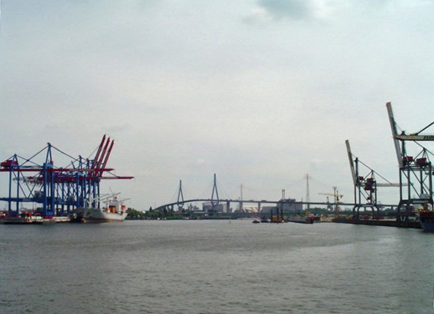 Image:Hamburg-port.jpg