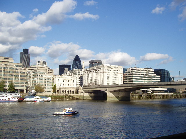 Image:London Bridge, November 2005.jpg