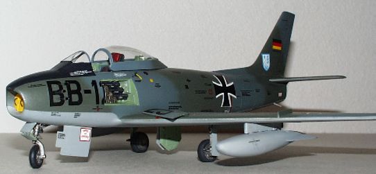 Image:Model of Canadair CL-13 Sabre in Luftwaffe markings.jpg