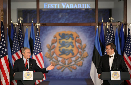 Image:GW Bush, TH Ilves 2006-2.jpg