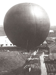 Andr&eacute;e's hydrogen balloon, the Svea.