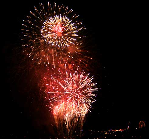 Image:Plymouth fireworks 2006.jpg