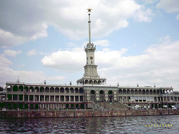 Image:Moscow Northern river terminal.jpg