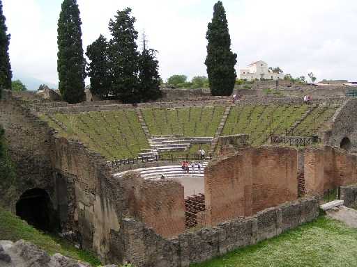 Image:Pompeiiamphitheatre.jpg