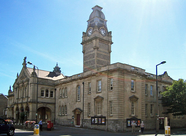 Image:WestonTownHall.jpg