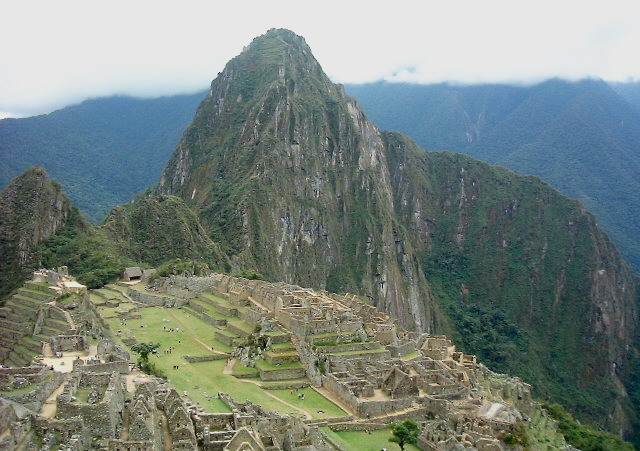 Image:Machu-Picchu.jpg