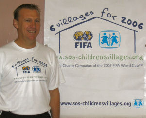 Graham Poll supporting